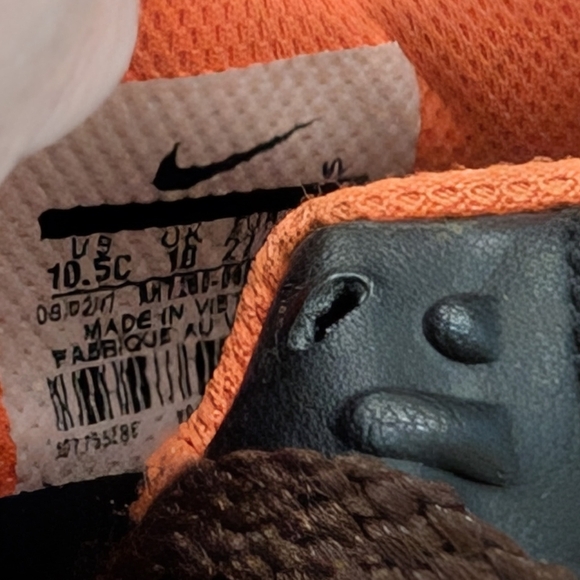 Nike Kids Black and Orange Athletic Shoes - Picture 5 of 5